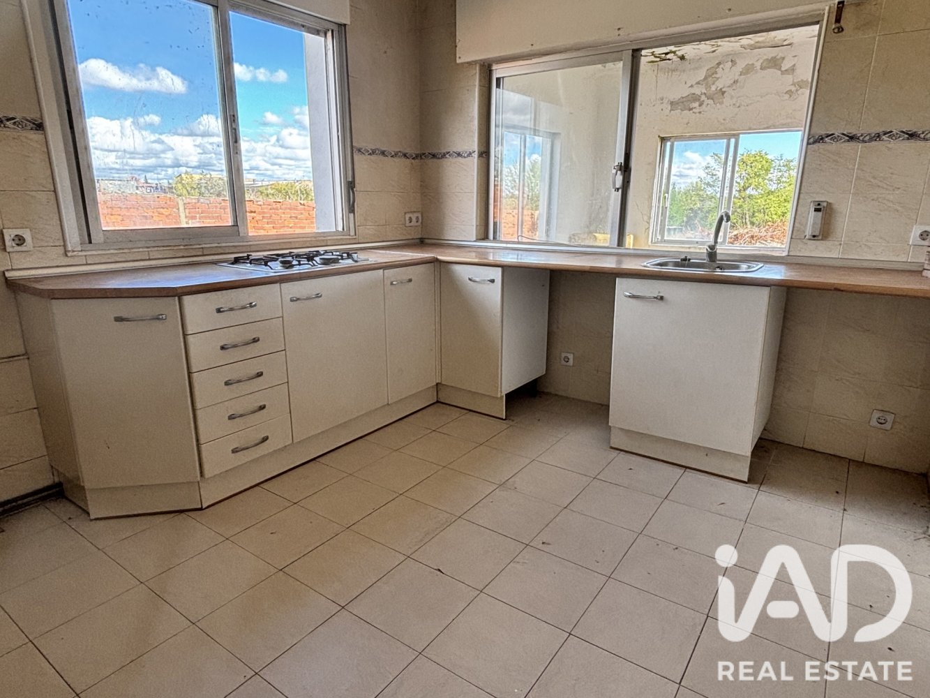 Villa en Valverde de la Virgen, León, España 2 dormitorios, 162 m2 No. 199615