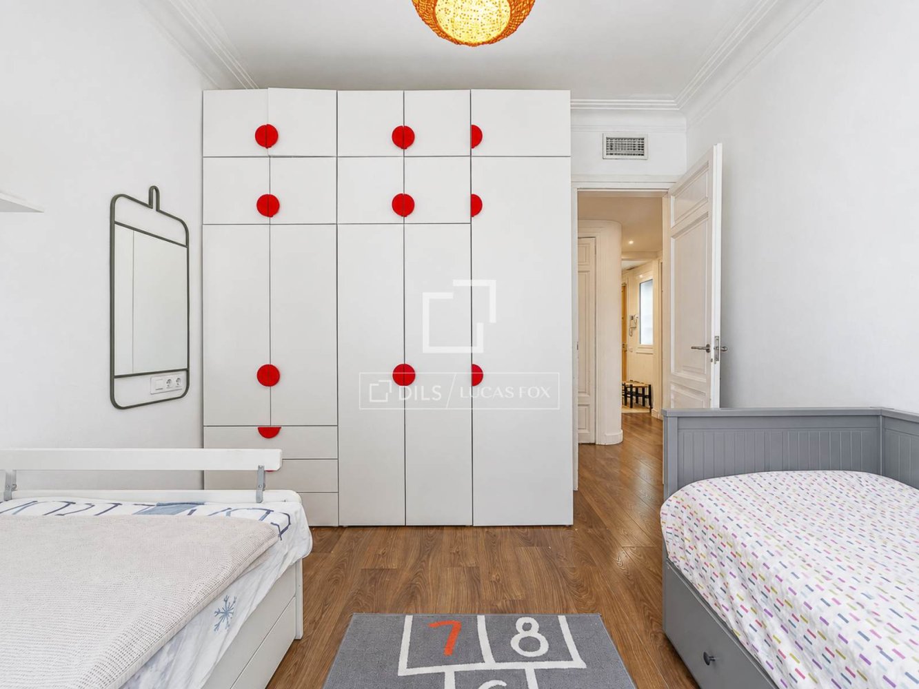 Attico a Barcelona, Spagna 3 camere da letto, 88 mq. N° 197612