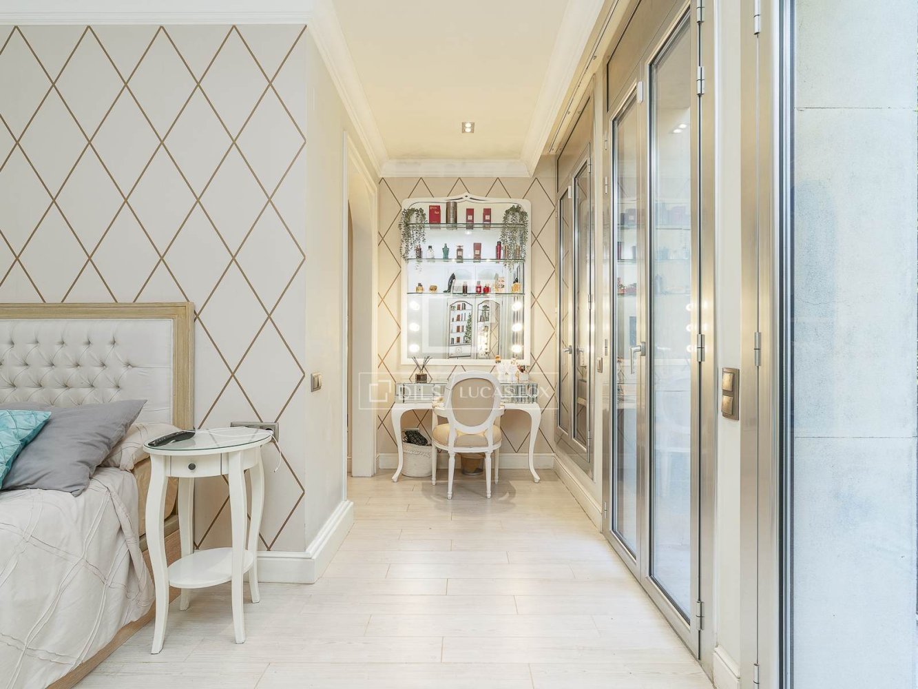Apartment à Barcelona, Espagne 4 chambres, 195 m2 No. 200006