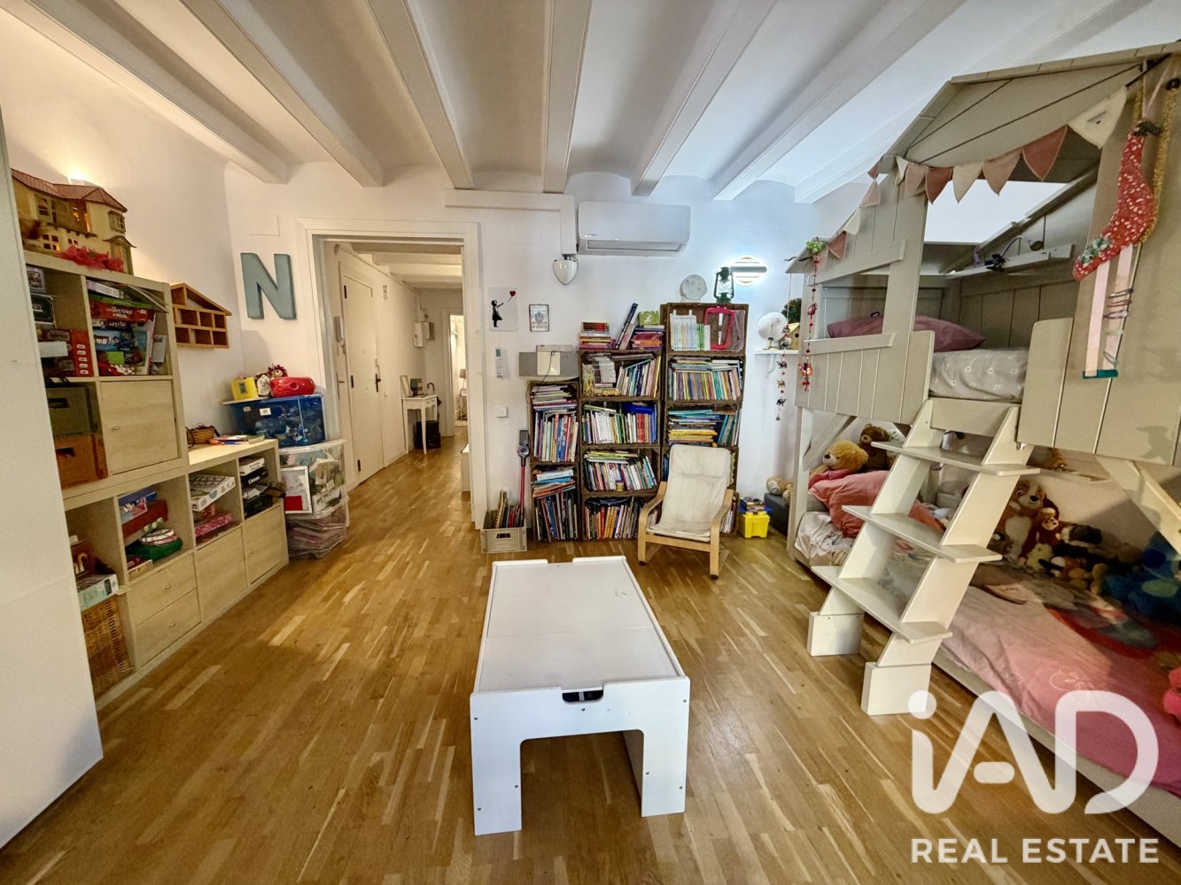 Apartament w Barcelona, Hiszpania 3 sypialnie, 157 mkw. nr 197678