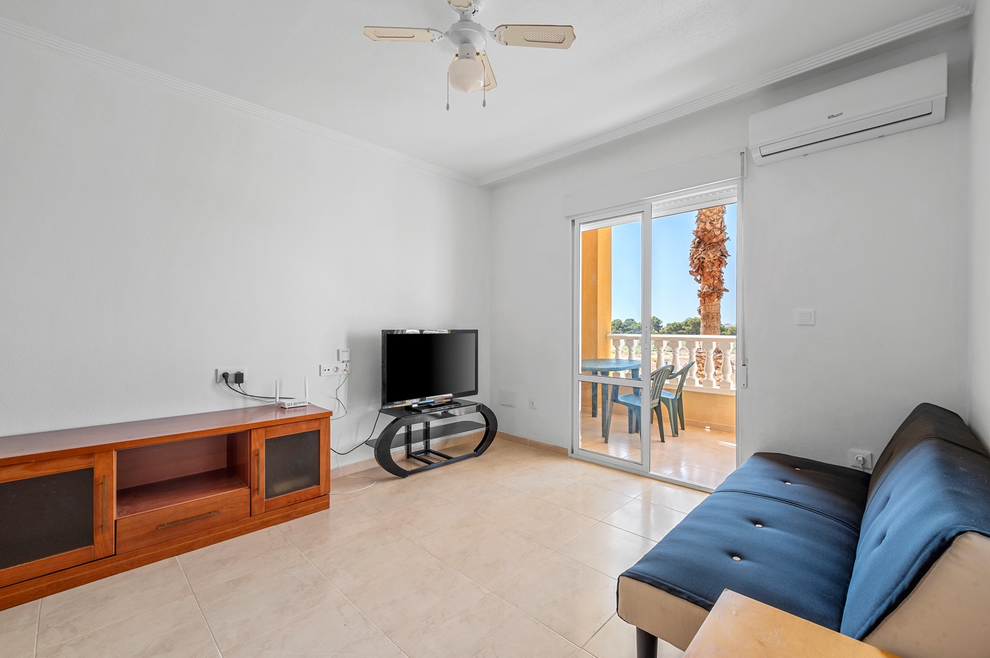 Villa i Alicante, Spanien 3 sovrum,  Nr. 198878