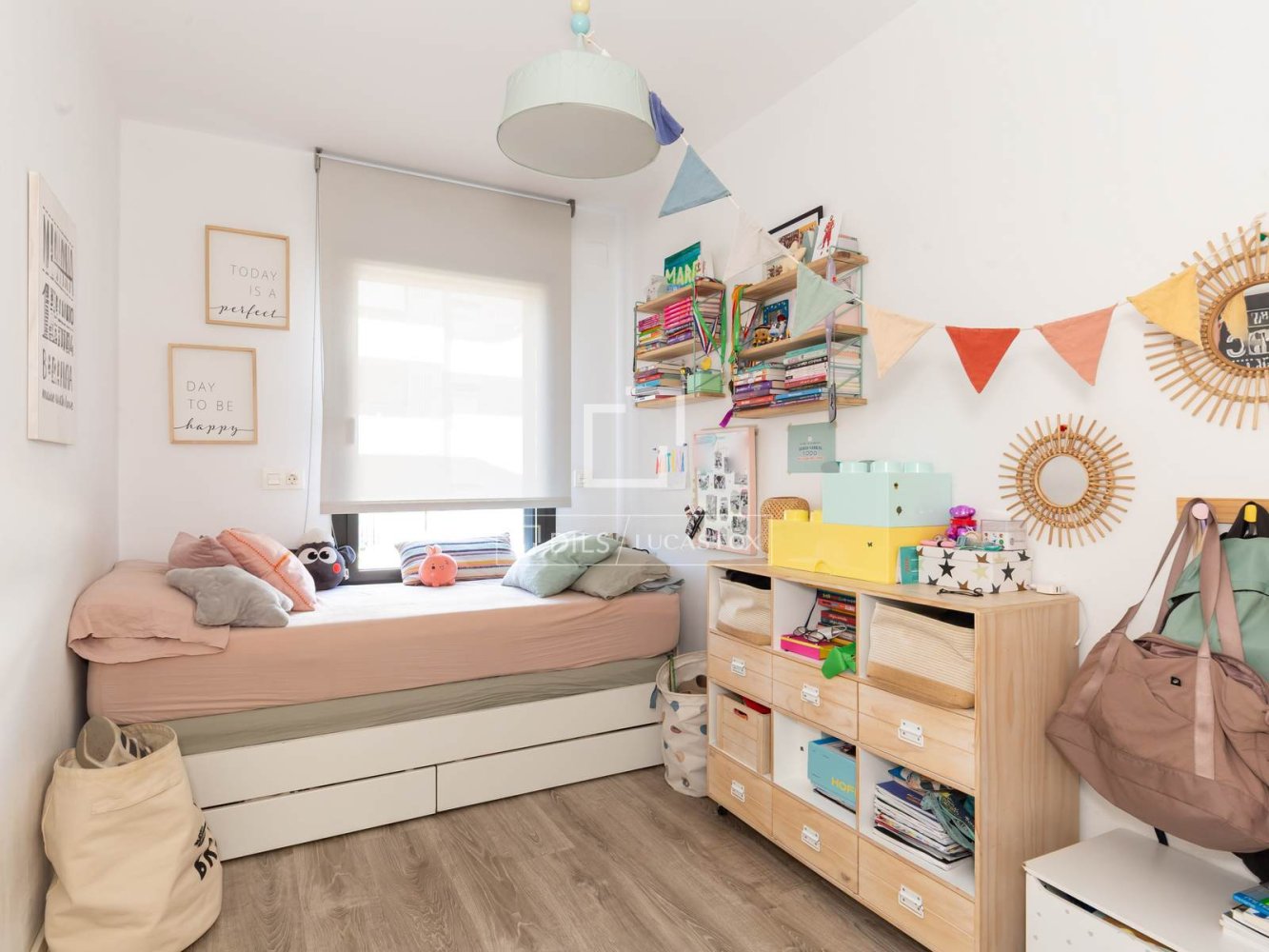 Wohnung in Sant Just Desvern, Barcelona, Spanien 4 Schlafzimmer, 126 m2 Nr. 199148