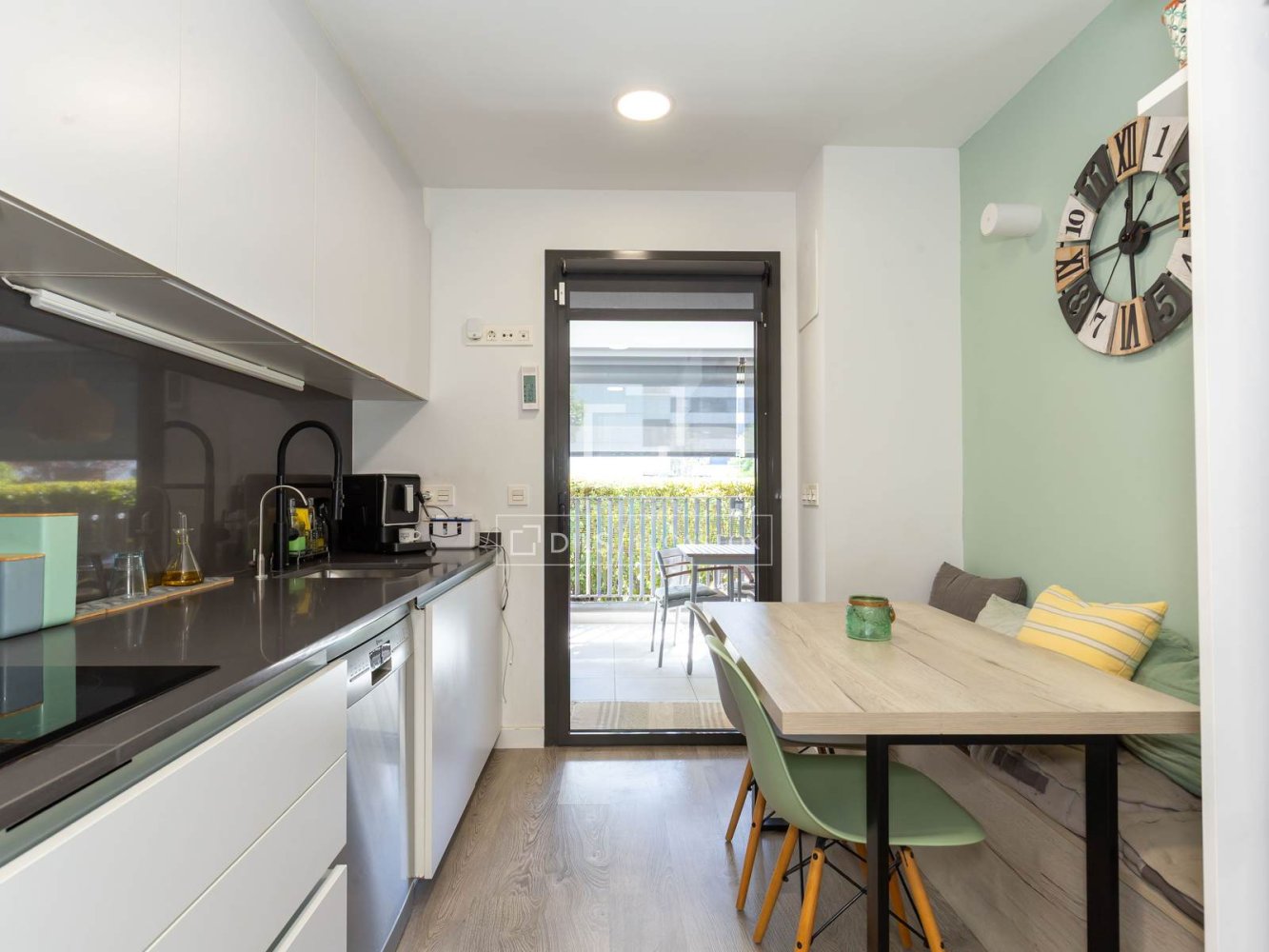 Wohnung in Sant Just Desvern, Barcelona, Spanien 4 Schlafzimmer, 126 m2 Nr. 199148