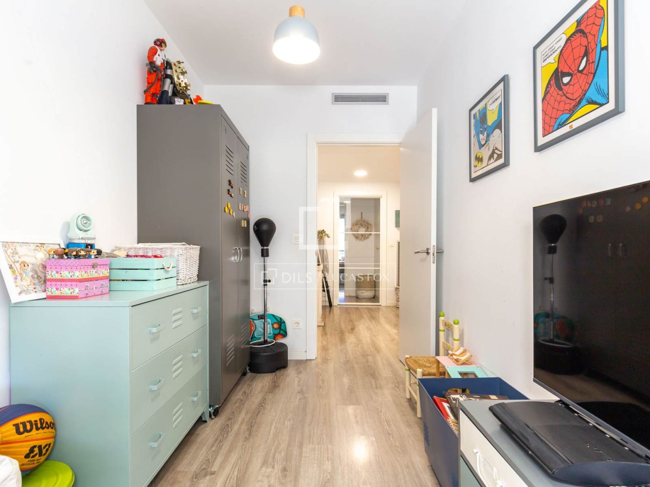 Wohnung in Sant Just Desvern, Barcelona, Spanien 4 Schlafzimmer, 126 m2 Nr. 199148