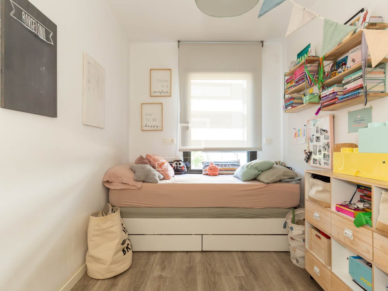 Wohnung in Sant Just Desvern, Barcelona, Spanien 4 Schlafzimmer, 126 m2 Nr. 199148