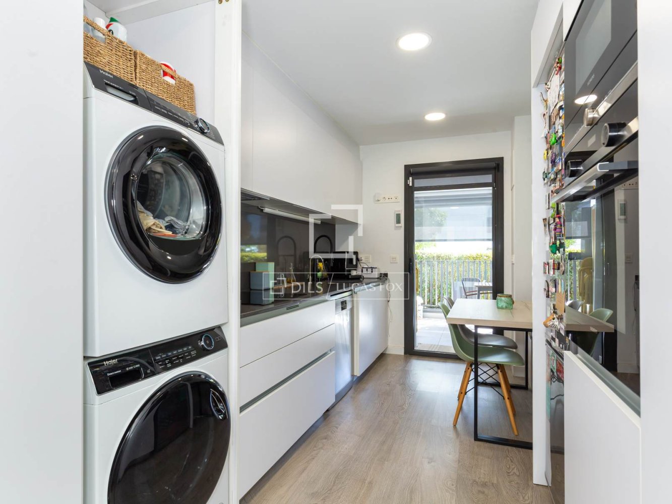 Wohnung in Sant Just Desvern, Barcelona, Spanien 4 Schlafzimmer, 126 m2 Nr. 199148