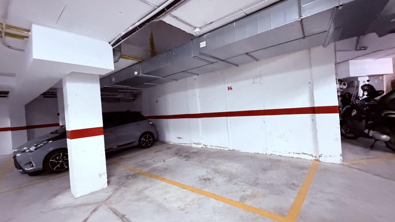 Appartamento a Alicante, Spagna 3 camere da letto, 180 mq. N° 199946