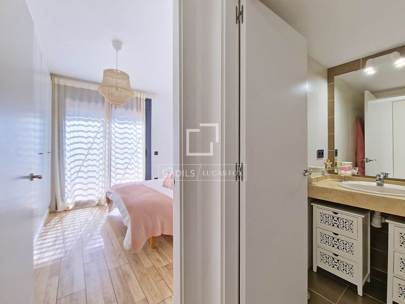 Wohnung in Cubelles, Barcelona, Spanien 4 Schlafzimmer, 150 m2 Nr. 199142