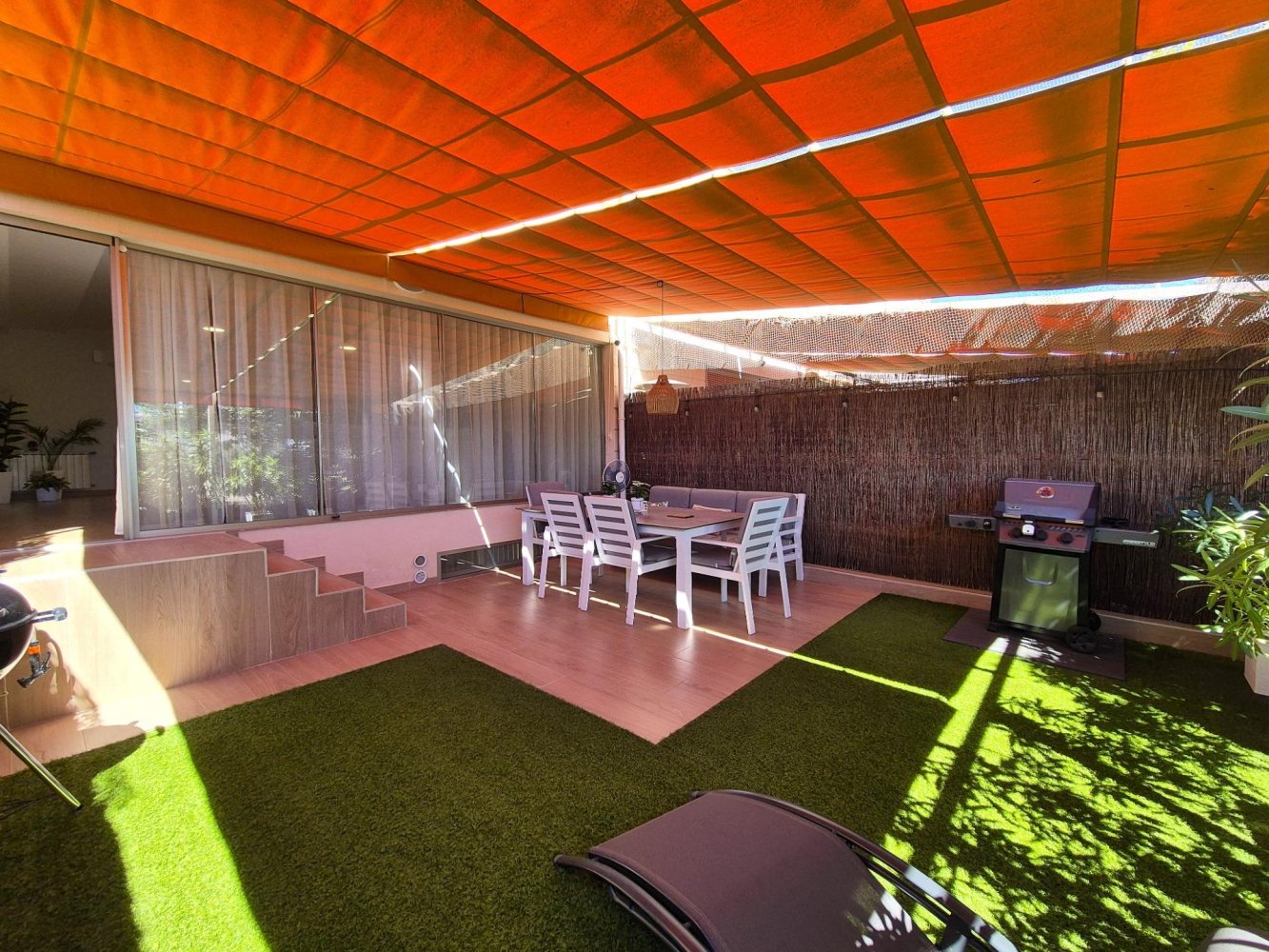 House in Alicante, Spain 3 bedrooms, 350 sq.m. No. 197902
