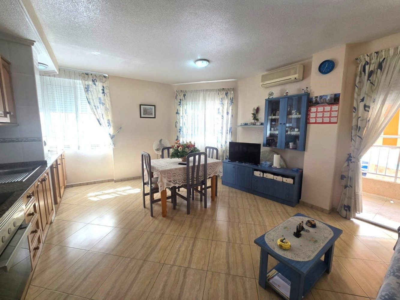 Wohnung in Torrevieja, Alicante, Spanien 2 Schlafzimmer, 91 m2 Nr. 198942