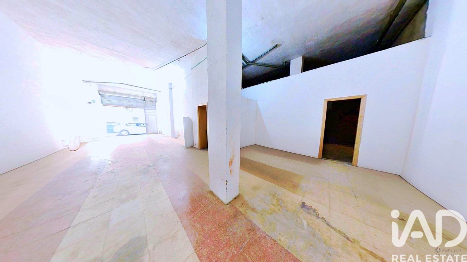 Propiedad comercial en Alicante, España 4 dormitorios, 180 m2 No. 197767