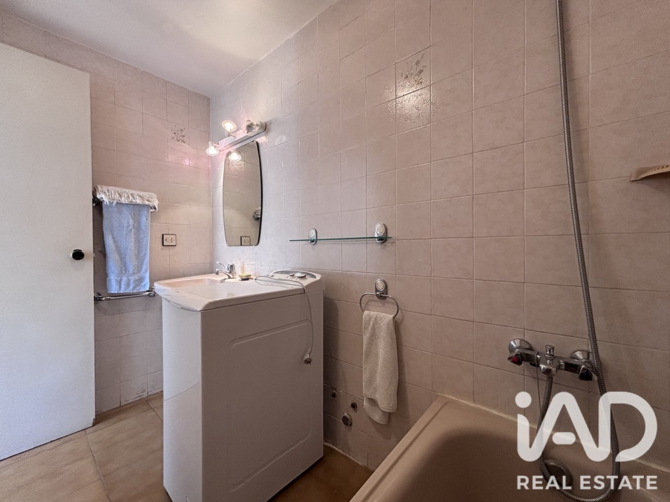 Apartment in Roses, Girona, Spain 2 bedrooms, 84 sq.m. No. 199578