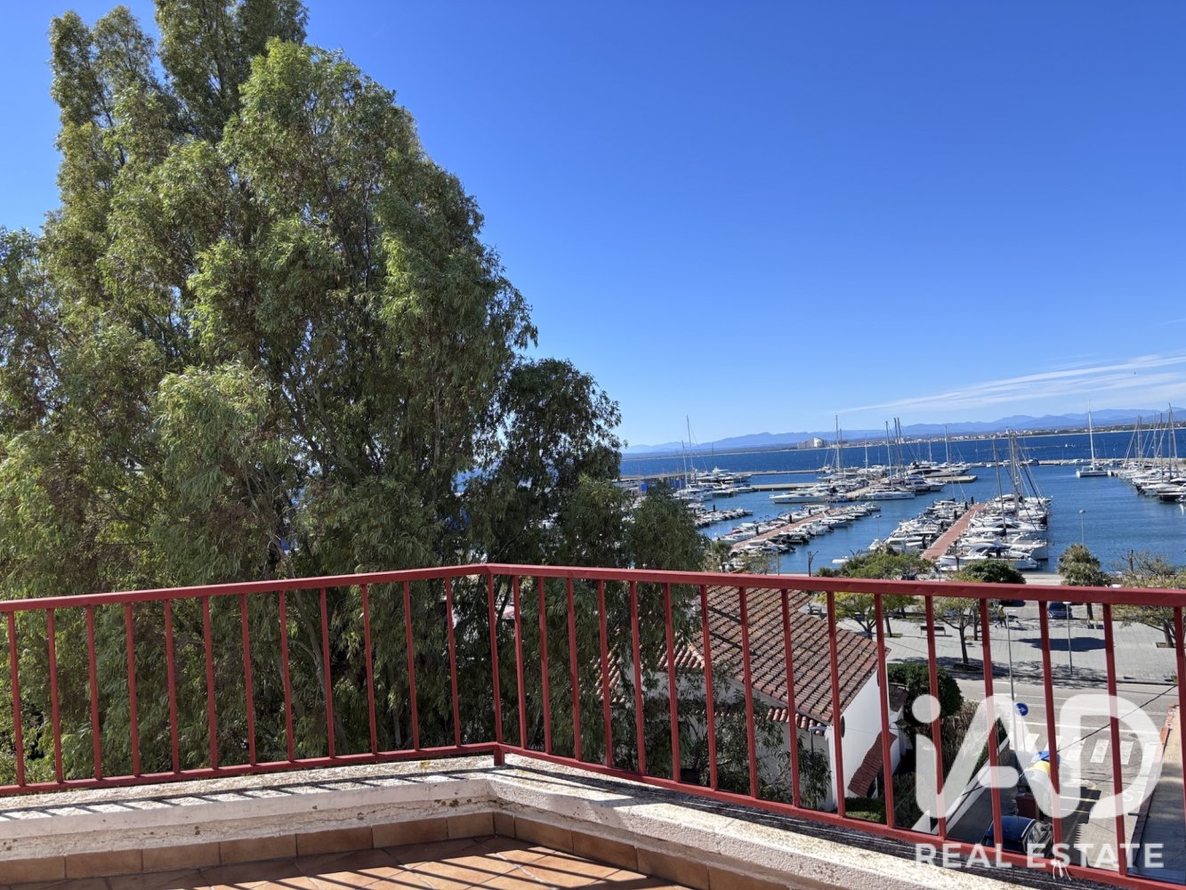 Apartment in Roses, Girona, Spain 2 bedrooms, 84 sq.m. No. 199578