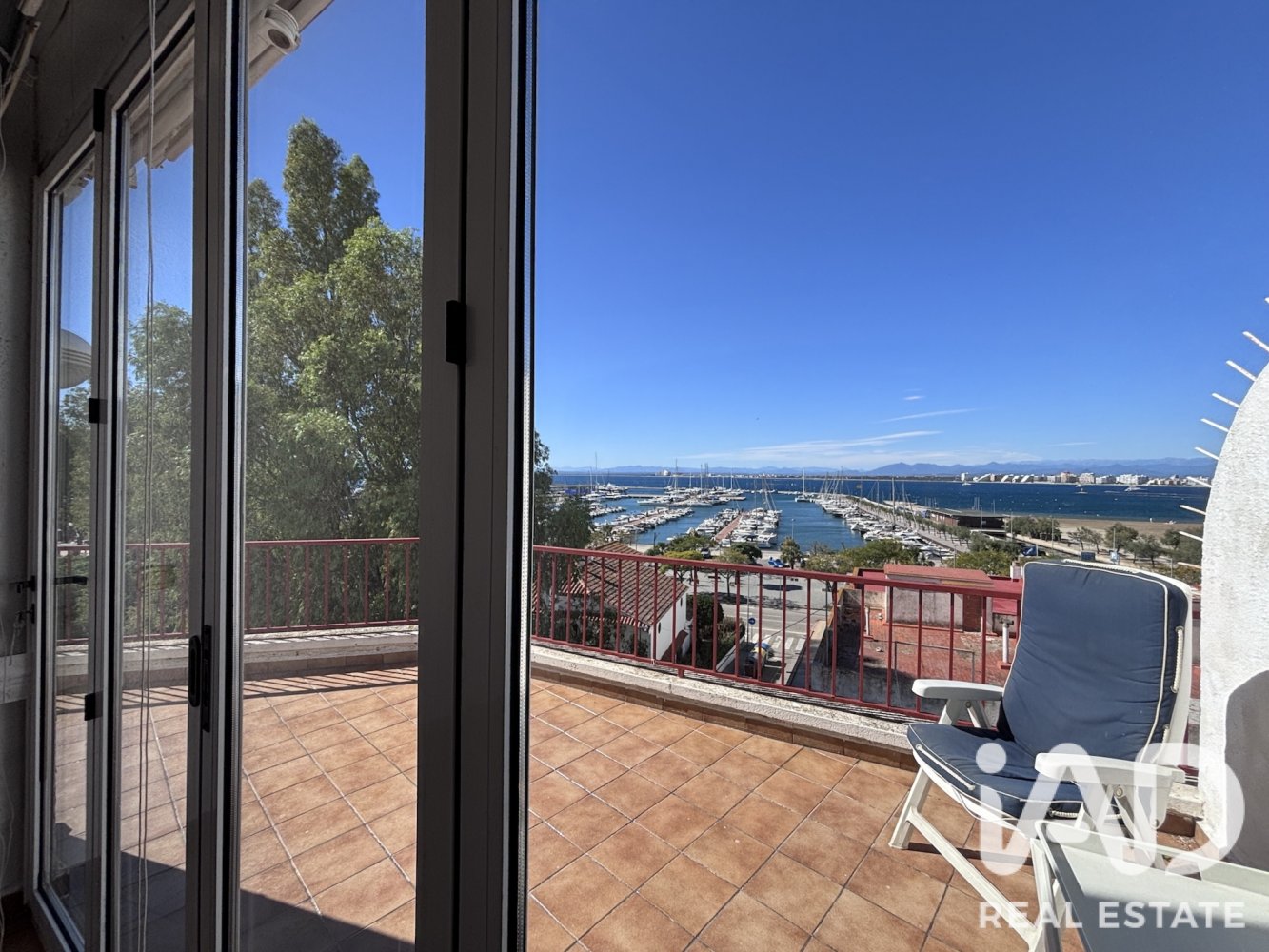 Apartment in Roses, Girona, Spain 2 bedrooms, 84 sq.m. No. 199578