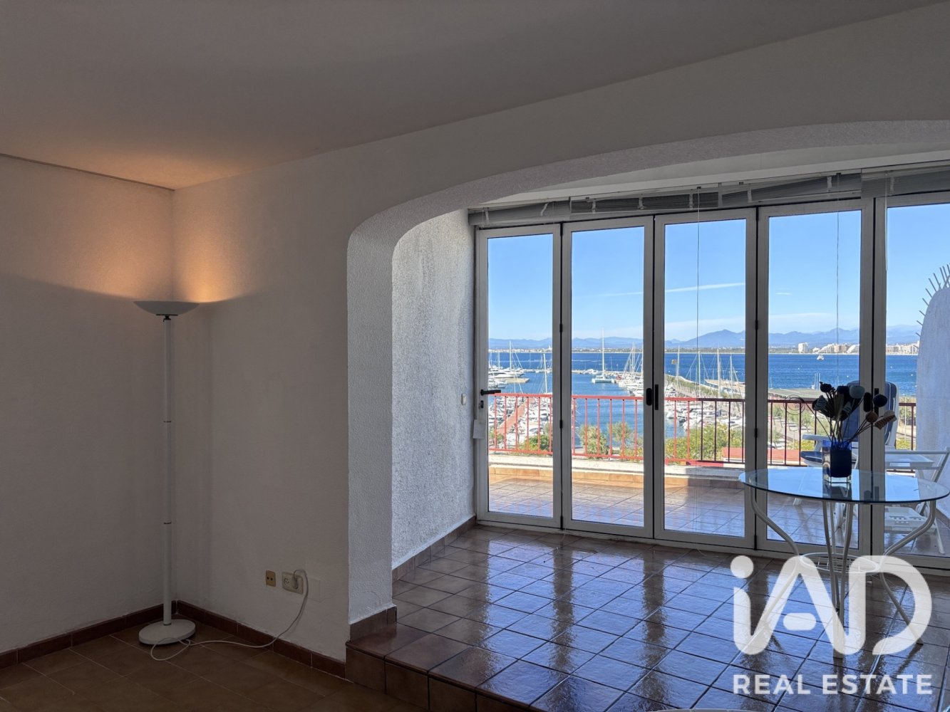 Apartment in Roses, Girona, Spain 2 bedrooms, 84 sq.m. No. 199578
