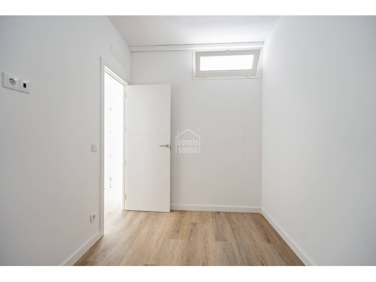 Apartment in Mahon, Menorca, Spain 3 bedrooms, 71 sq.m. No. 199031