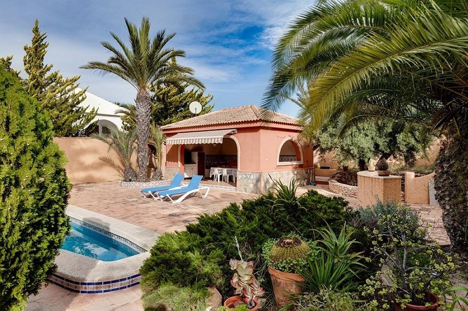 Villa in Torrevieja, Alicante, Spain 5 bedrooms, 558 sq.m. No. 199940