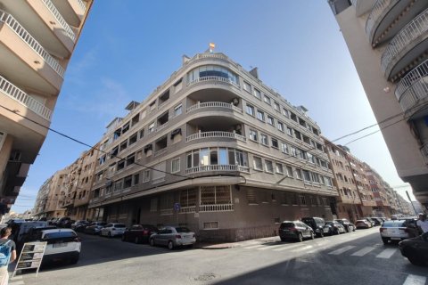 Apartament w Torrevieja, Alicante, Hiszpania 2 sypialnie, 74 mkw. nr 199805