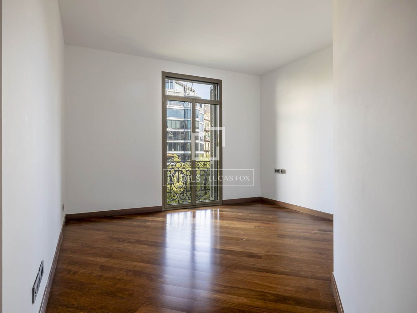 Apartamento en Barcelona, España 3 dormitorios, 169 m2 No. 198501