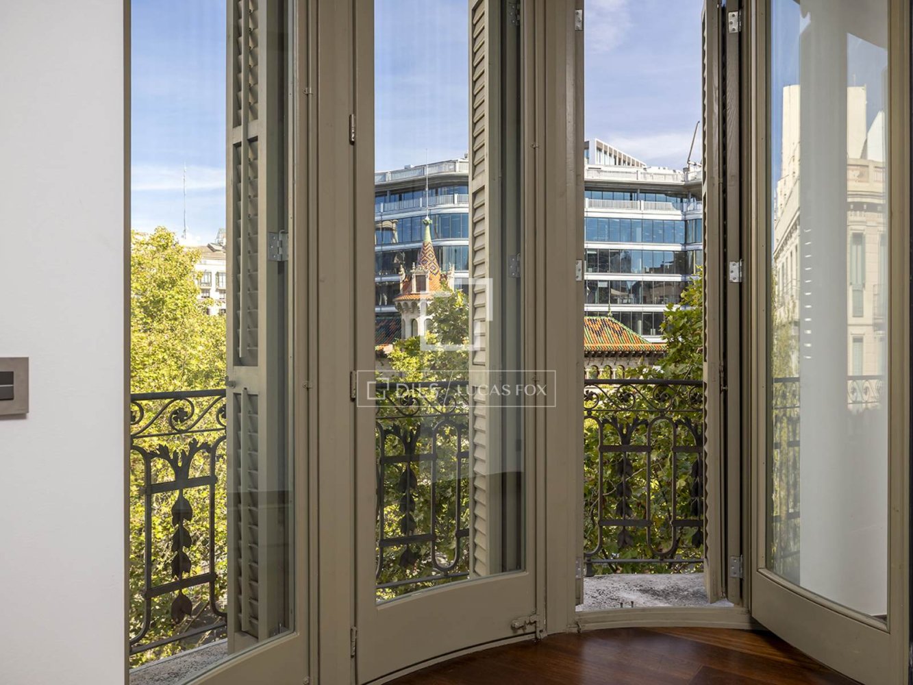 Apartamento en Barcelona, España 3 dormitorios, 169 m2 No. 198501
