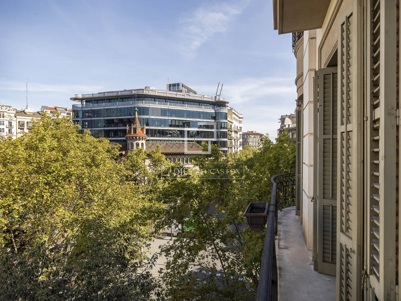 Apartamento en Barcelona, España 3 dormitorios, 169 m2 No. 198501