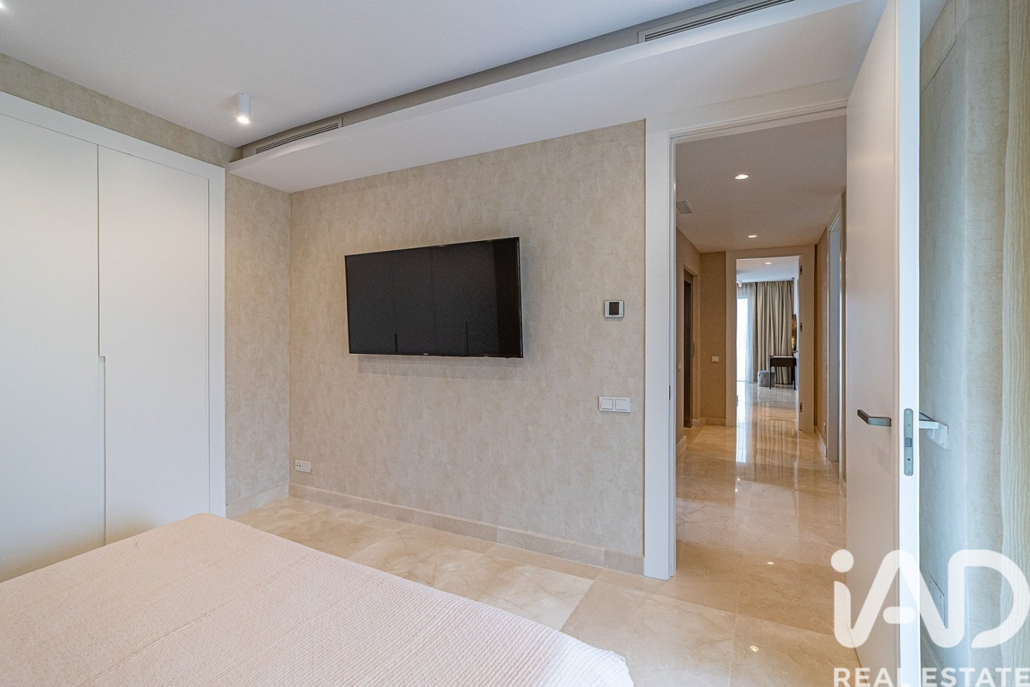 Māja San Pedro Alcantara, Malaga, Spānijā 4 istabas, 290 m2 Nr. 198615