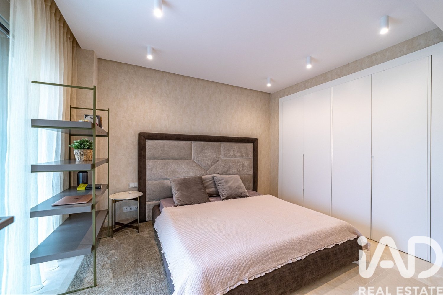 Māja San Pedro Alcantara, Malaga, Spānijā 4 istabas, 290 m2 Nr. 198615