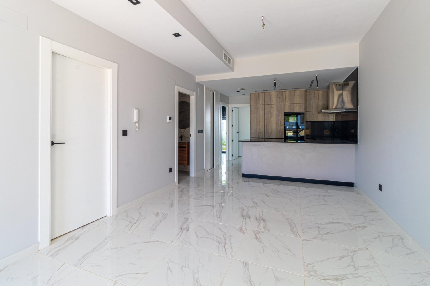 Appartamento a Orihuela, Alicante, Spagna 83 mq. N° 198144