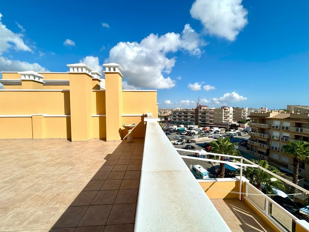 Lägenhet i Cabo Roig, Alicante, Spanien 3 sovrum, 104 kvm. Nr. 198034