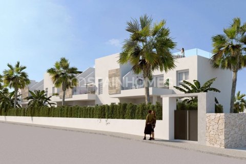 Appartamento a Algorfa, Alicante, Spagna 2 camere da letto, 71 mq. N° 95181