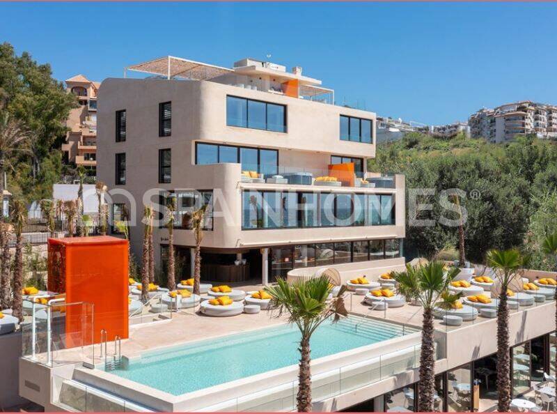 Apartment in Fuengirola, Malaga, Spain 3 bedrooms, 108 sq.m. No. 48626