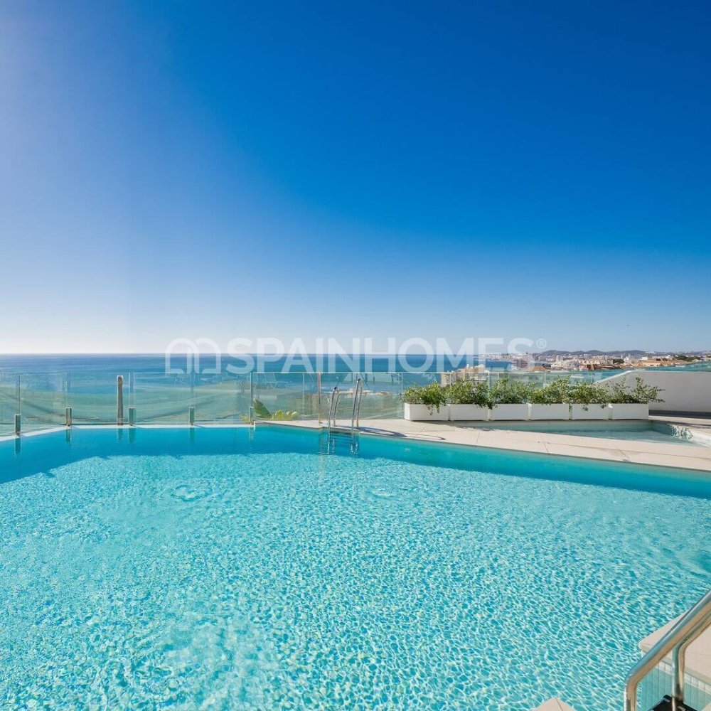 Apartment in Fuengirola, Malaga, Spain 3 bedrooms, 108 sq.m. No. 48626