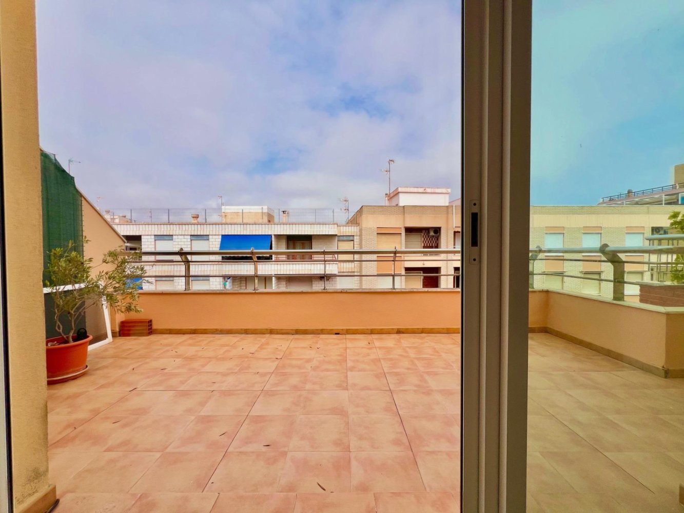 Penthouse à Torrevieja, Alicante, Espagne 2 chambres, 75 m2 No. 198155