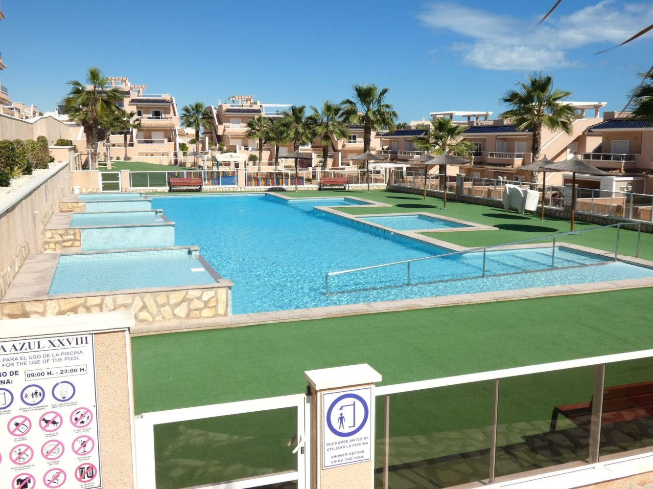 Apartment in Torrevieja, Alicante, Spain 3 bedrooms, 82 sq.m. No. 199341