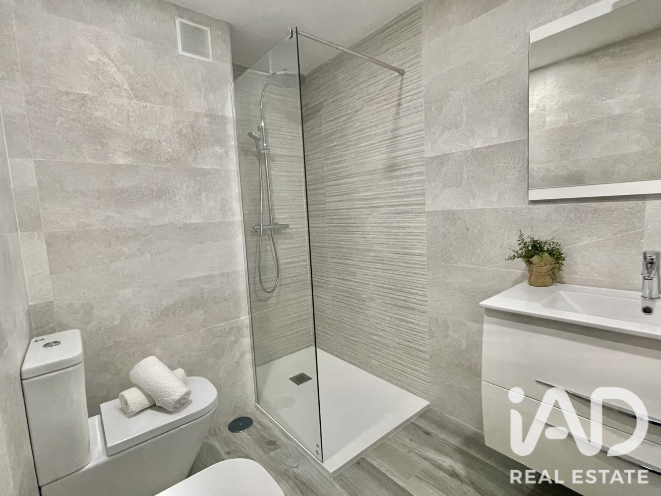 Appartamento a San Fernando de Henares, Madrid, Spagna 3 camere da letto, 68.62 mq. N° 199520