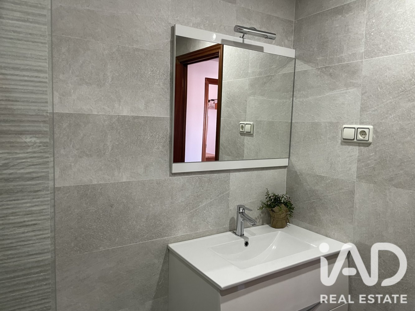 Appartamento a San Fernando de Henares, Madrid, Spagna 3 camere da letto, 68.62 mq. N° 199520