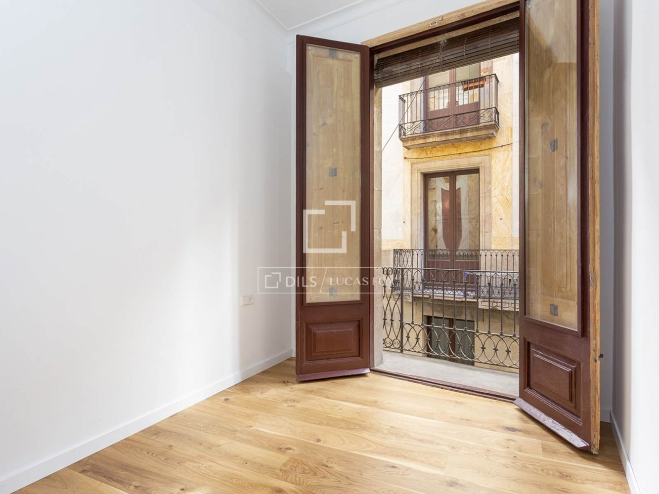 Wohnung in Barcelona, Spanien 3 Schlafzimmer, 125 m2 Nr. 199986