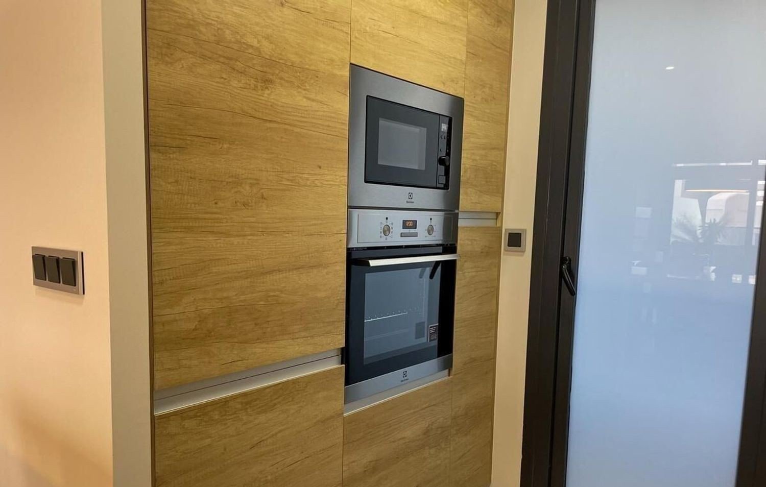 Apartamento en Benidorm, Alicante, España 2 dormitorios, 105 m2 No. 197964