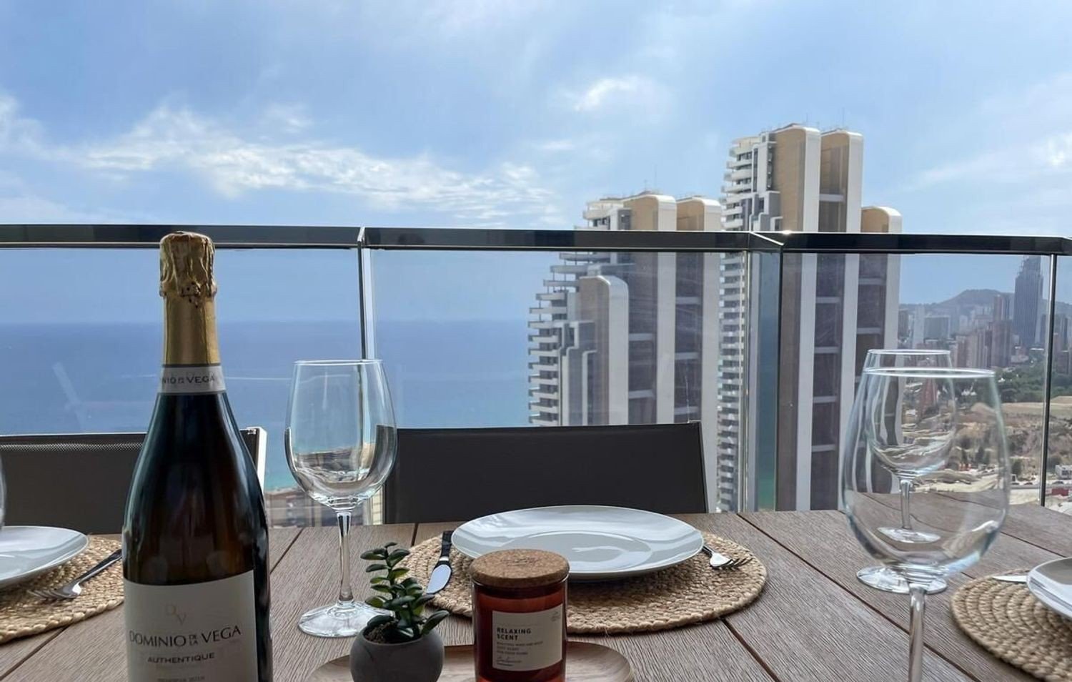 Apartamento en Benidorm, Alicante, España 2 dormitorios, 105 m2 No. 197964