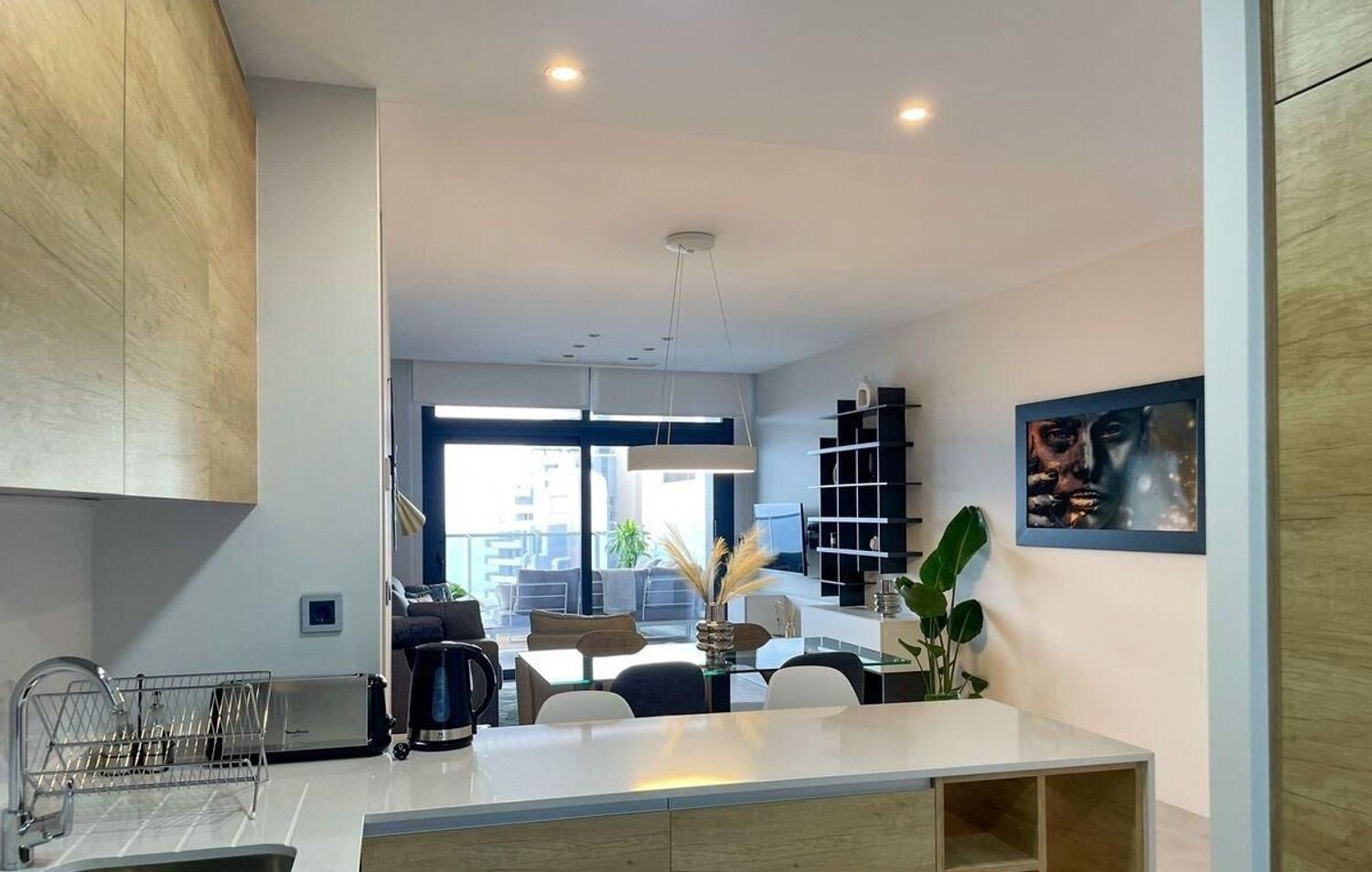 Apartamento en Benidorm, Alicante, España 2 dormitorios, 105 m2 No. 197964