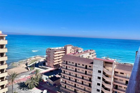 Appartamento a Torrevieja, Alicante, Spagna 65 mq. N° 198121