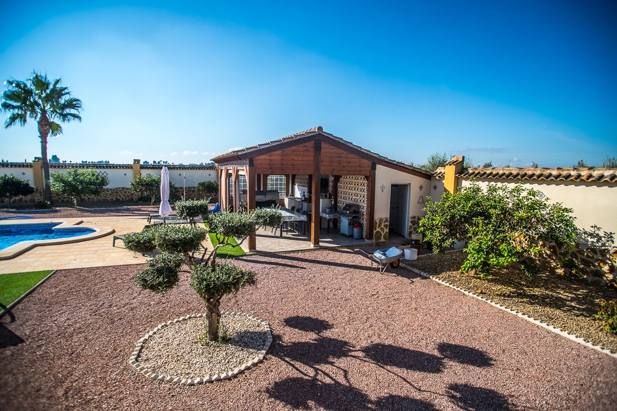 Villa a Catral, Alicante, Spagna 4 camere da letto, 146 mq. N° 197467