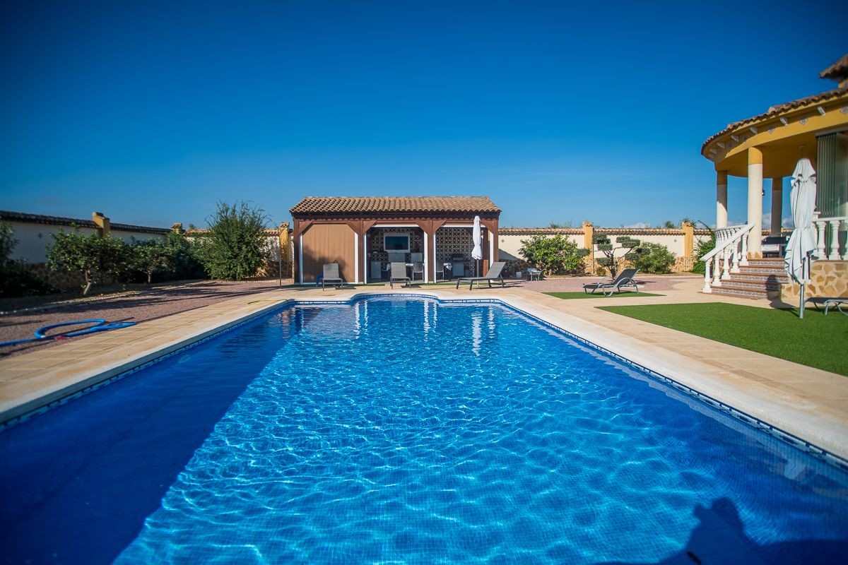 Villa a Catral, Alicante, Spagna 4 camere da letto, 146 mq. N° 197467