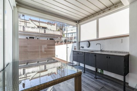 Penthouse in Barcelona, Spain 2 bedrooms, 57 sq.m. No. 197600