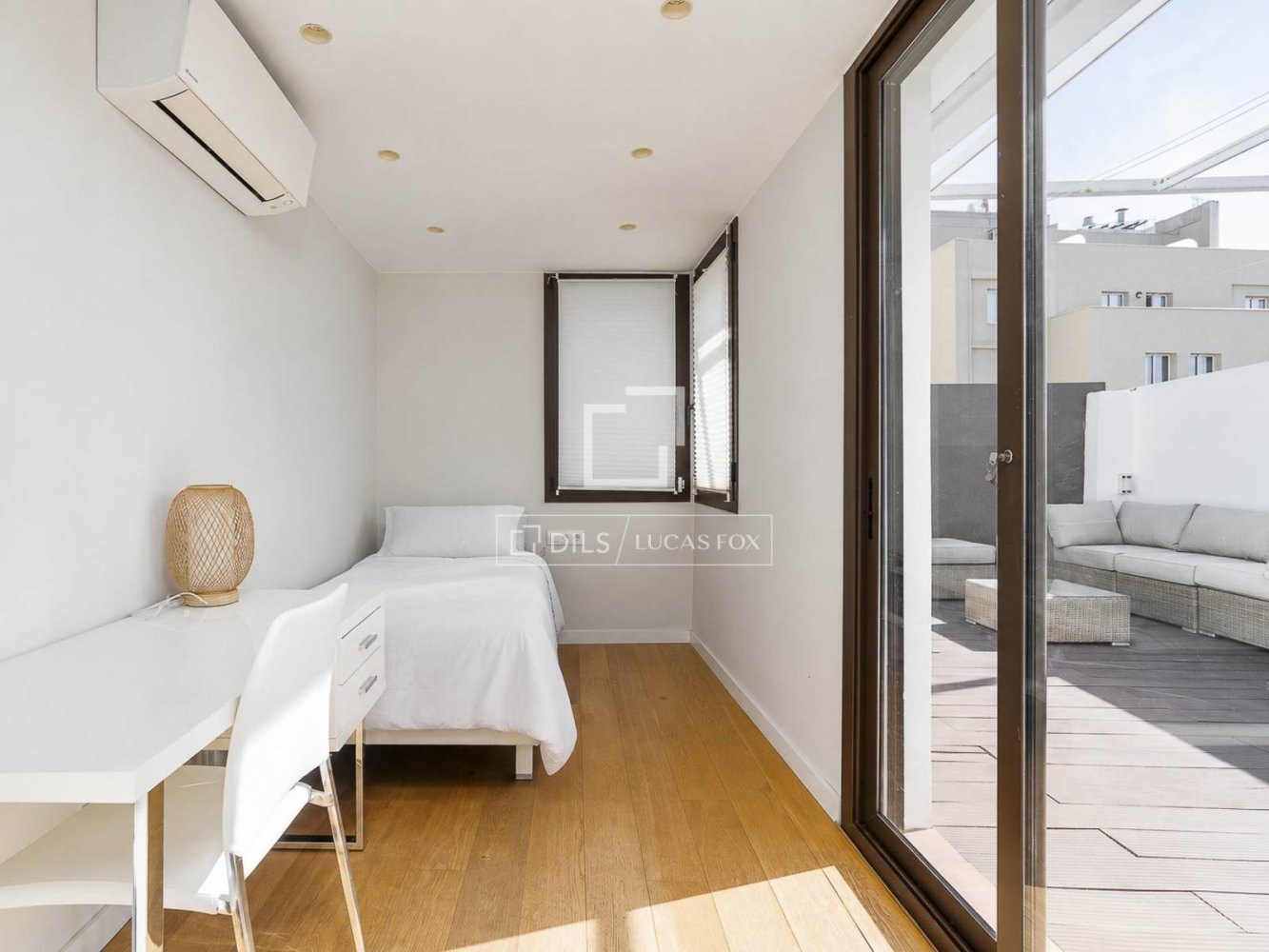 Attico a Barcelona, Spagna 2 camere da letto, 73 mq. N° 197600