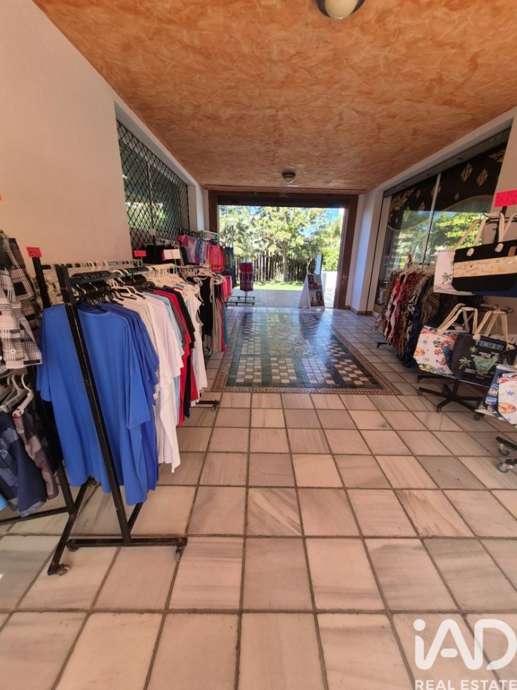 Commercial property in Adeje, Tenerife, Spain 73 sq.m. No. 199533