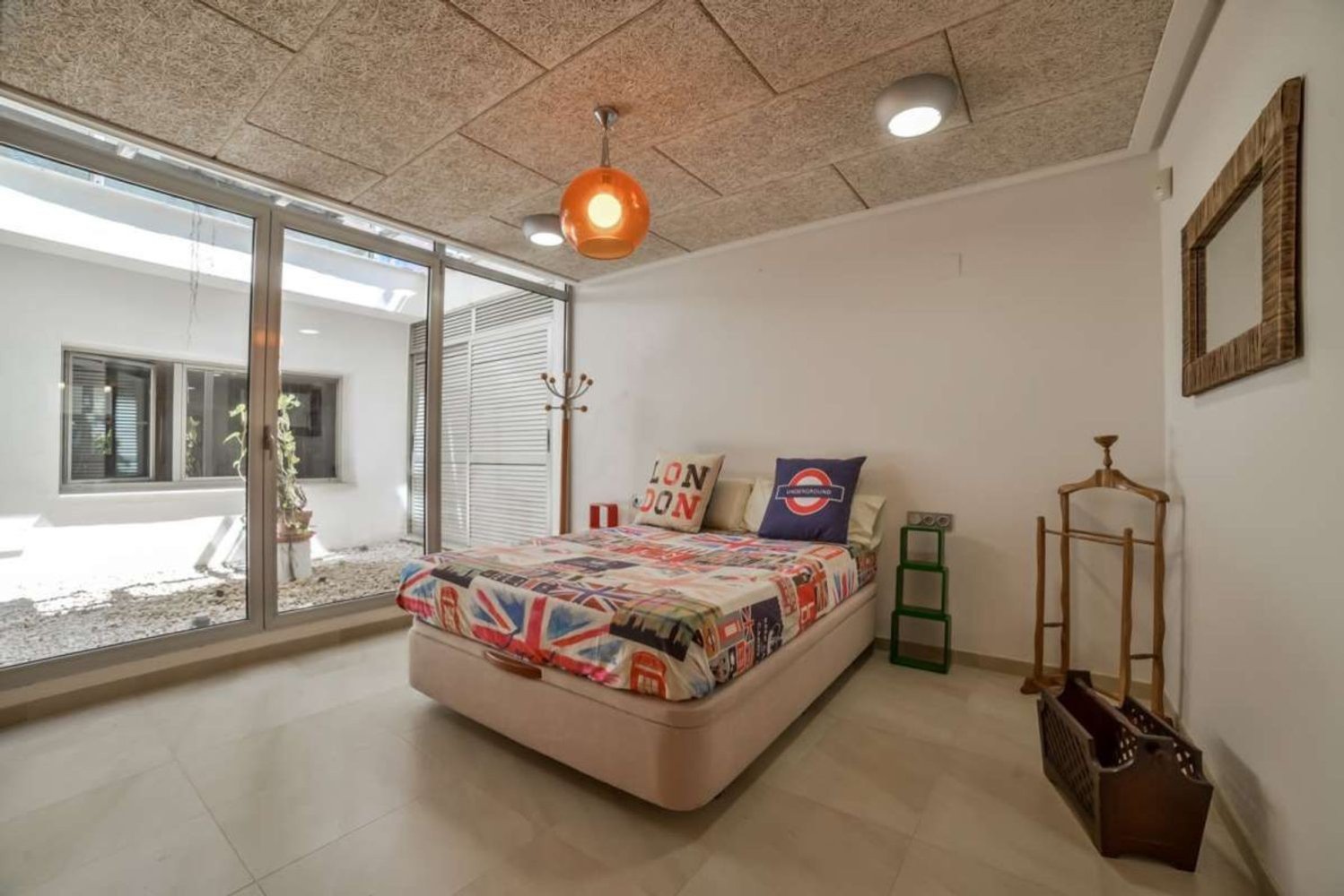 Villa en Benidorm, Alicante, España 6 dormitorios, 600 m2 No. 197076