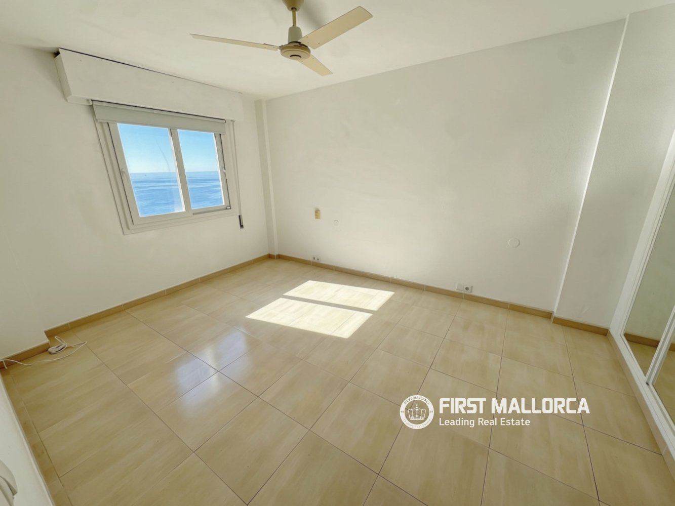 Apartment in Palma de Majorca, Mallorca, Spain 4 bedrooms, 143 sq.m. No. 197925
