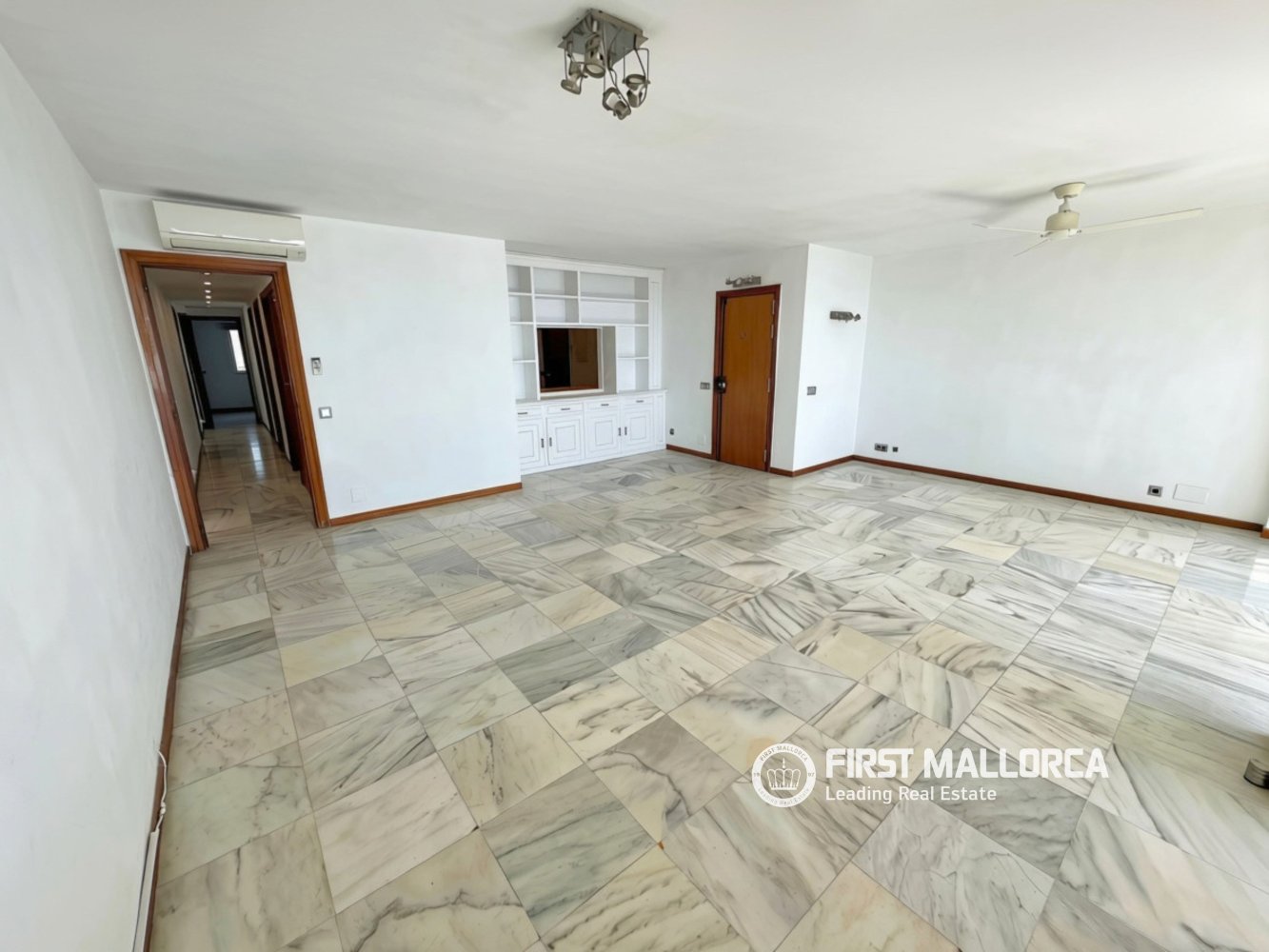 Apartment in Palma de Majorca, Mallorca, Spain 4 bedrooms, 143 sq.m. No. 197925
