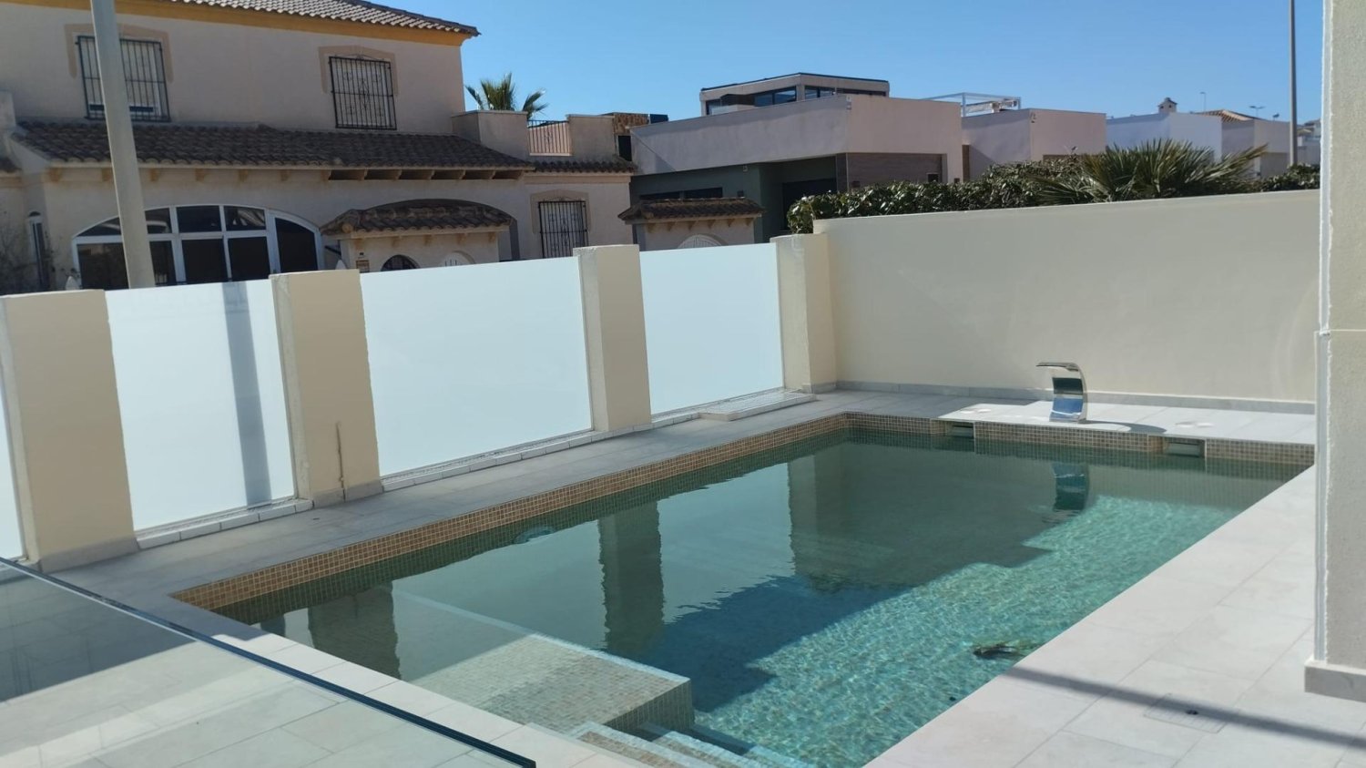 Villa in Torrevieja, Alicante, Spain 2 bedrooms, 51 sq.m. No. 199116